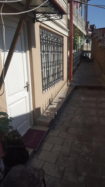 Vazi Appartement Tbilisi Buitenkant foto