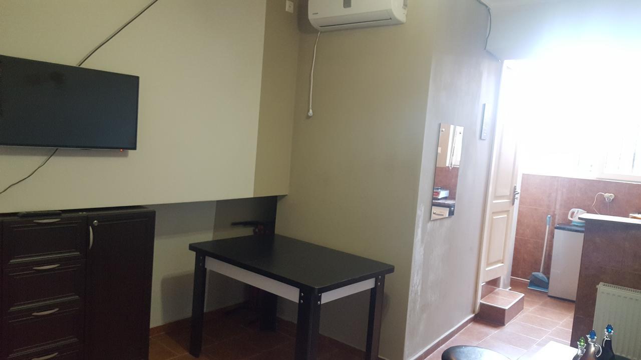 Vazi Appartement Tbilisi Buitenkant foto